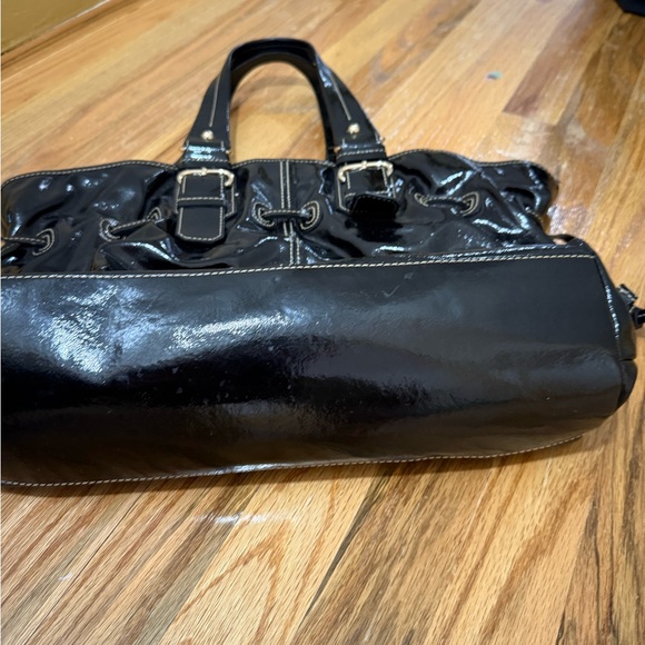 Dooney & Bourke Black Glossy Tote Bag - Picture 10 of 11
